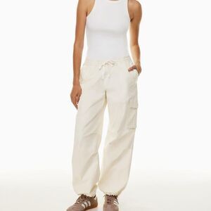 Aritzia Wilfred Free Cassian Cream‎ Cargo Pants Size XS